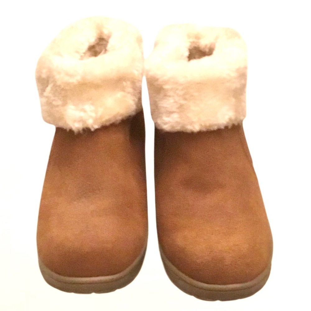 ๐ Minnetonka Brown Suede Faux Fur Moccasin Boot Size 10 Water/Stain Resistant - Picture 2 of 13